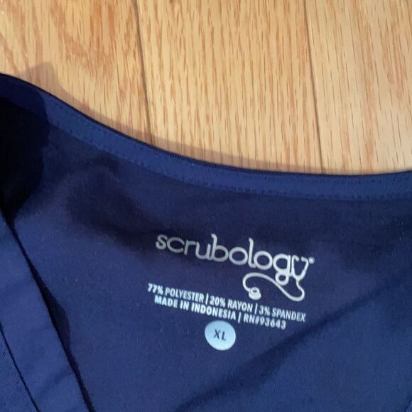 Scrubology & UA Scrub Bundle 💙 - Picture 3 of 8